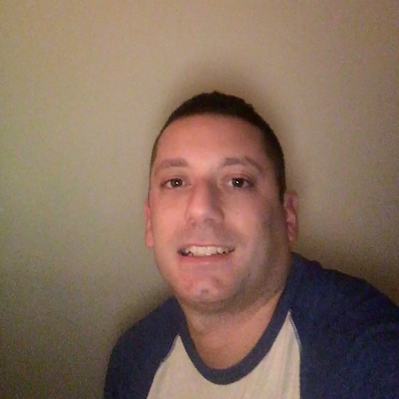 Meet your Posher, Chris - Picture 1 of 1